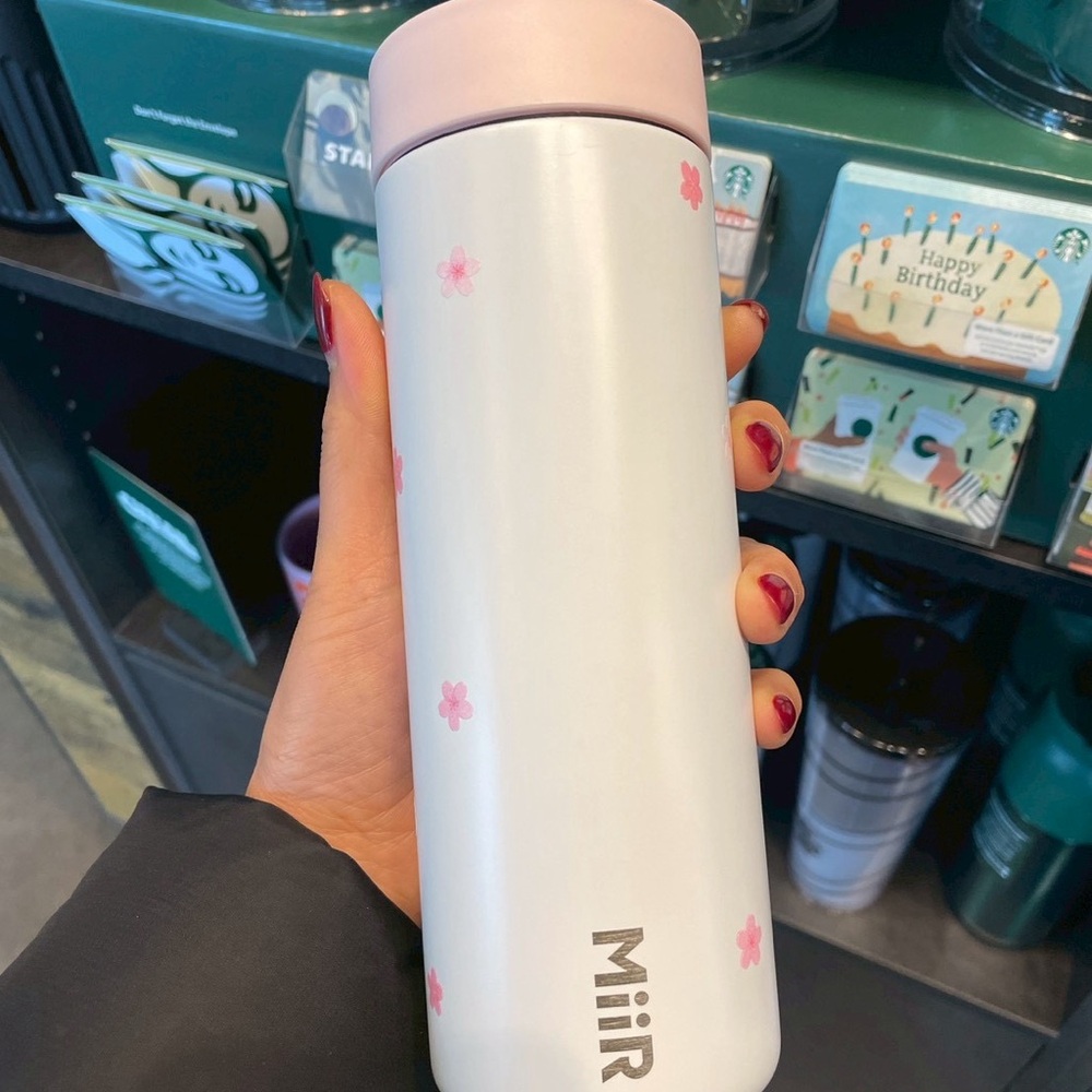MiiR + Starbucks Cherry Blossom Pink 2026 bottle tumbler 16oz - Picture 3 of 5